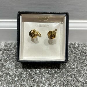 Swank Gold Knot Cufflinks